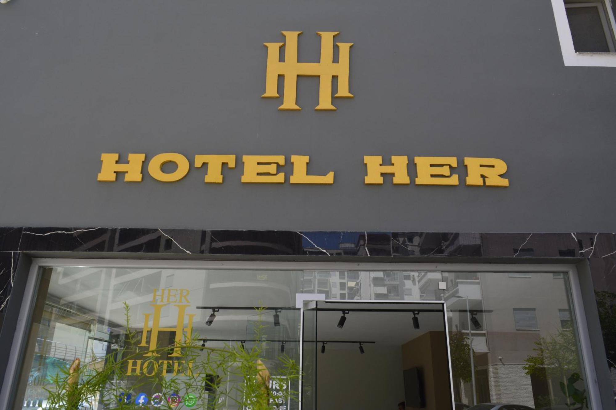 Hotel Her Vlore Exterior photo